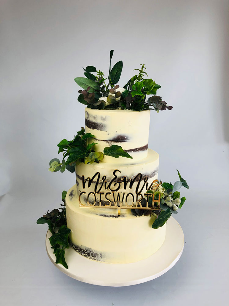 Greenery Buttercream wedding cake