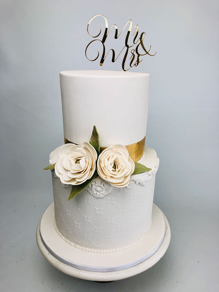 Classic Monochrome wedding cake
