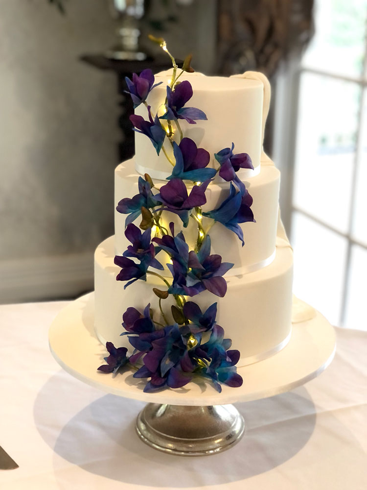 Light Up Floral wedding cake