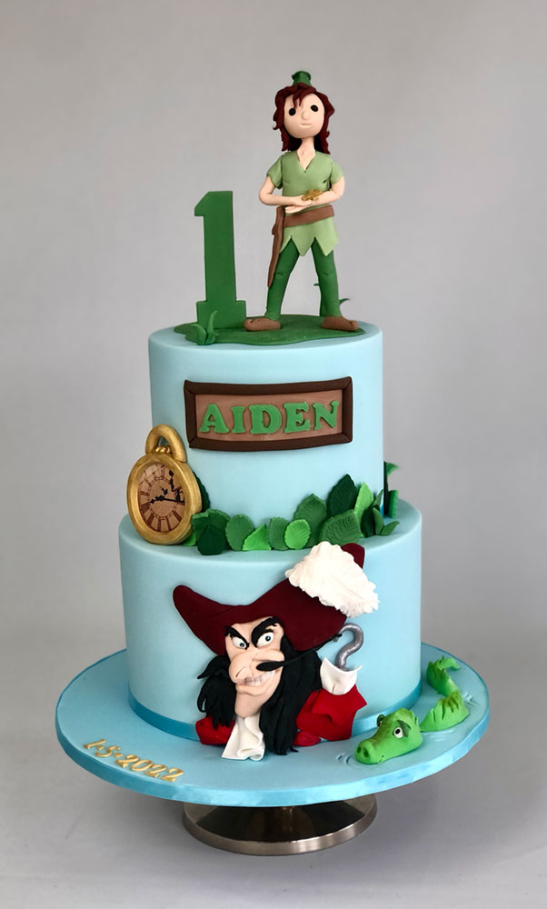 Peter Pan & Hook cake