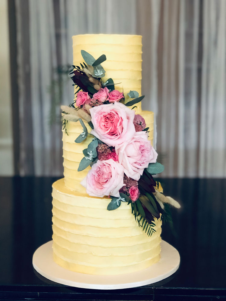 Rustic Floral wedding cake