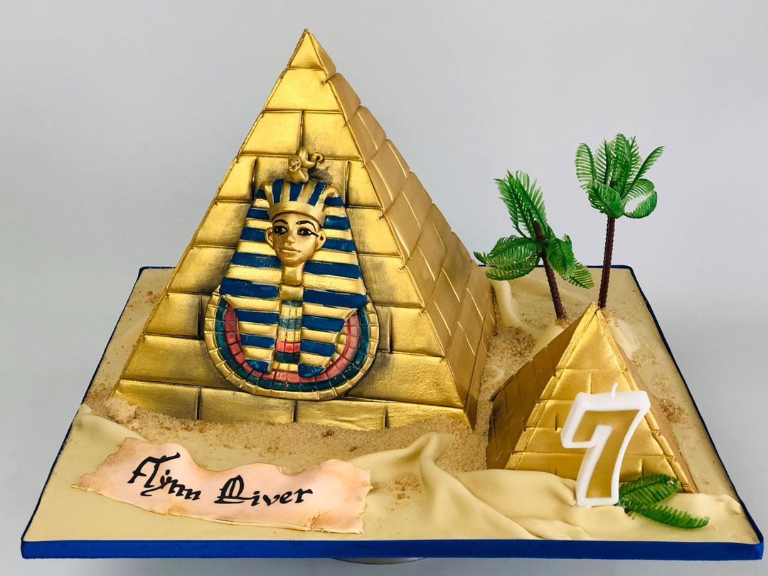 Egyptian Pyramid cake